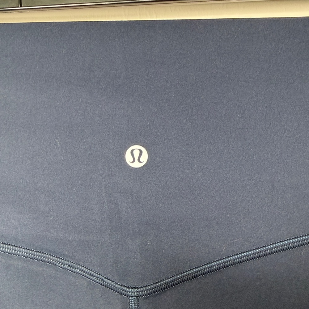 Lululemon Align High Rise Short 2” - Picture 3 of 4